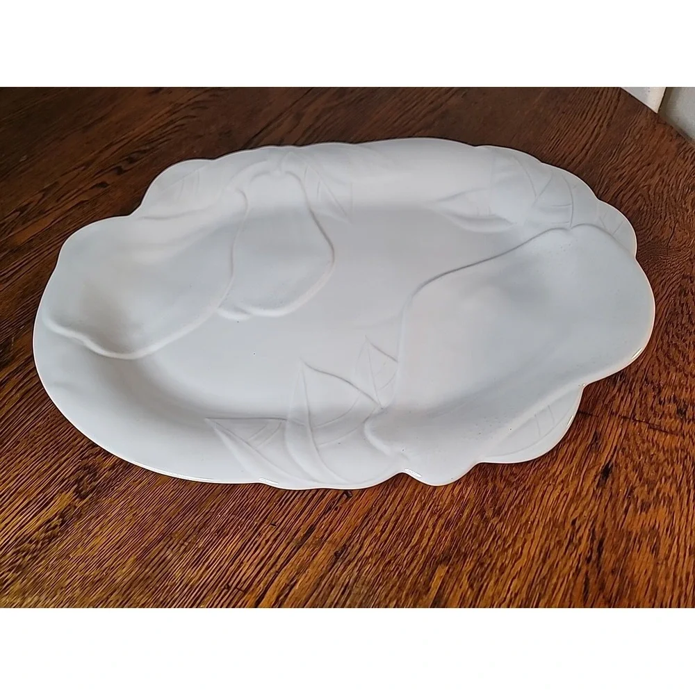 Vintage Studio Nova Original White Fruit Pear Platter 17.5